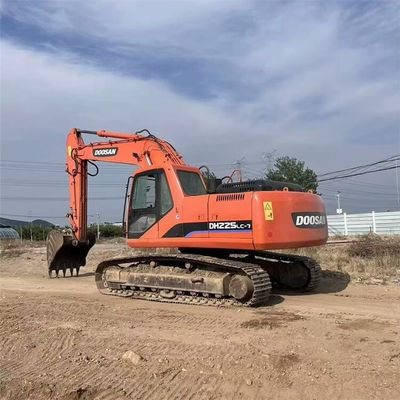 ভালো দাম উচ্চ গতিশীলতা ব্যবহৃত Doosan DH225LC-7 খননকারী মেশিন 22 টন সেকেন্ড হ্যান্ড Doosan Digger অনলাইন