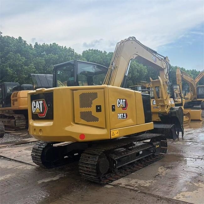 Рыбак типа Caterpillar 307.5 Экскаватор В хорошем состоянии Использованный компактный экскаватор