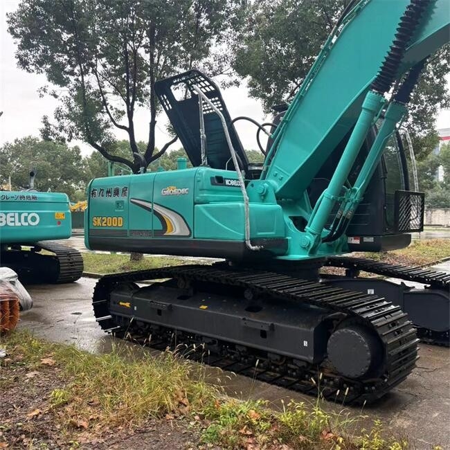 SK200-8 Использованные экскаваторы Kobelco Использованные экскаваторы 20 тонн Среднего размера