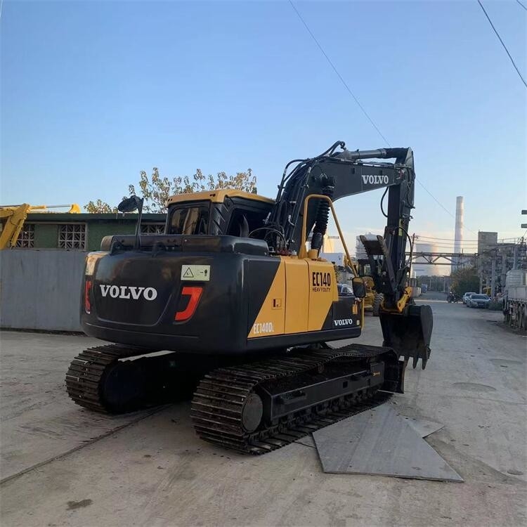 Подержанный экскаватор Volvo Ec140d 14 тонн длинный рабочий час