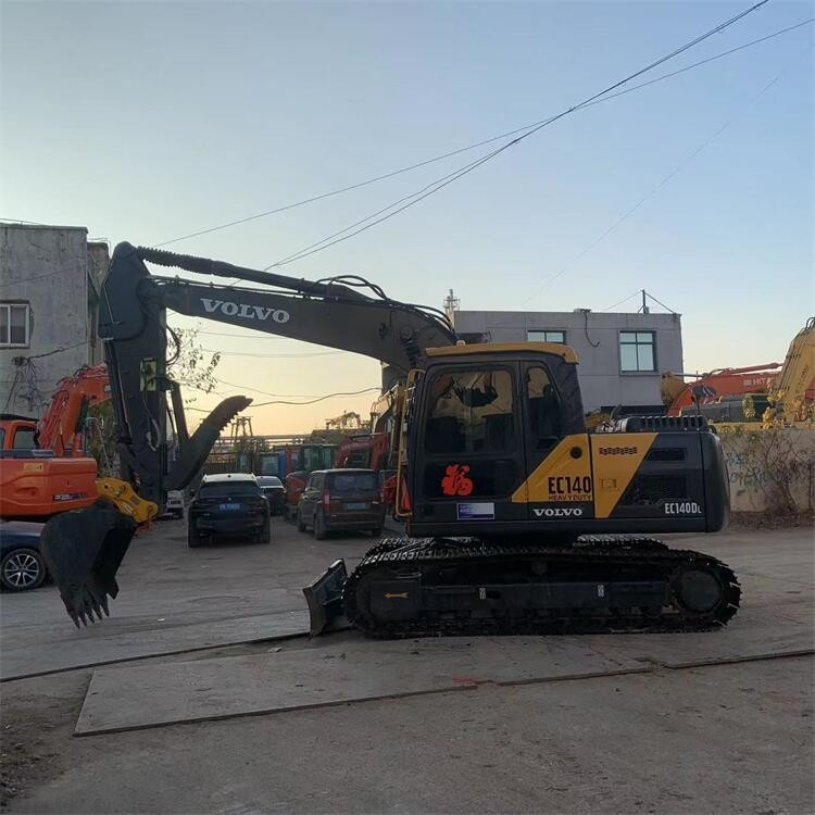 Подержанный экскаватор Volvo Ec140d 14 тонн длинный рабочий час
