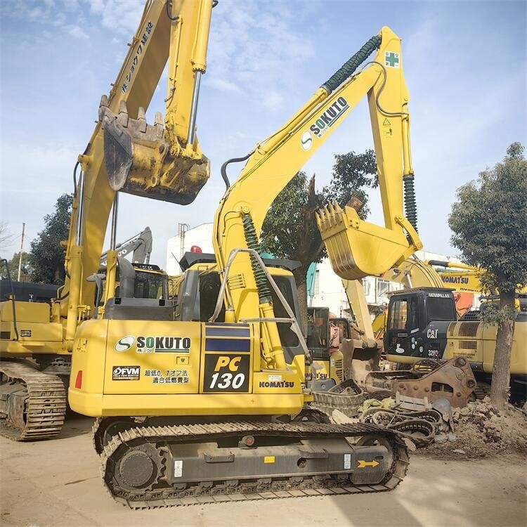 PC130-7 Подержанные экскаваторы Komatsu Используемые 13 тонн экскаватор 66КВт мощность