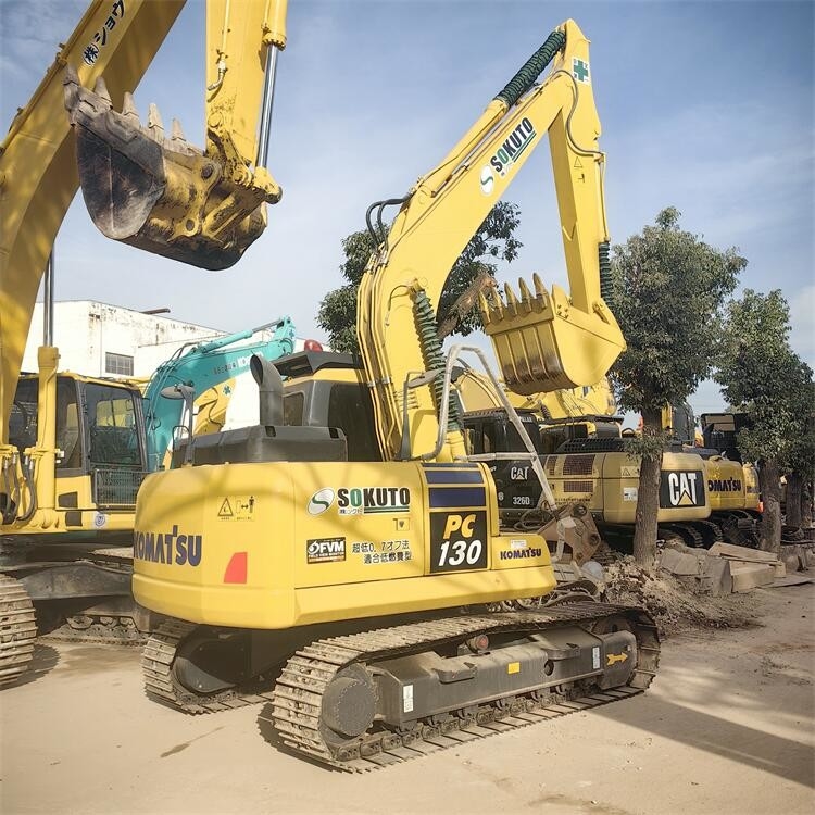 PC130-7 Подержанные экскаваторы Komatsu Используемые 13 тонн экскаватор 66КВт мощность