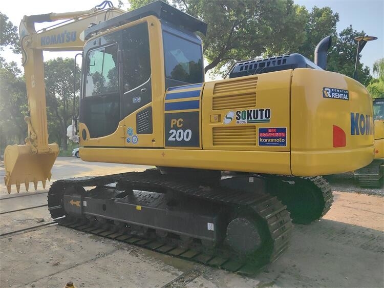 20-тонный экскубатор Komatsu Komatsu PC 200 8 с оригинальными деталями