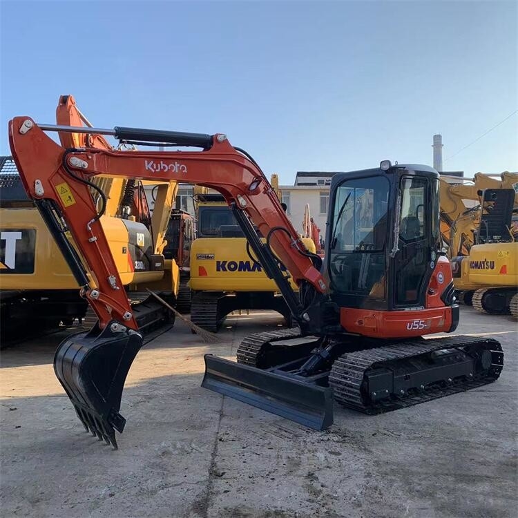 U55-4 Подержанные экскаваторы Kubota Kubota 5 тонны Капёр с цепочкой ползучей