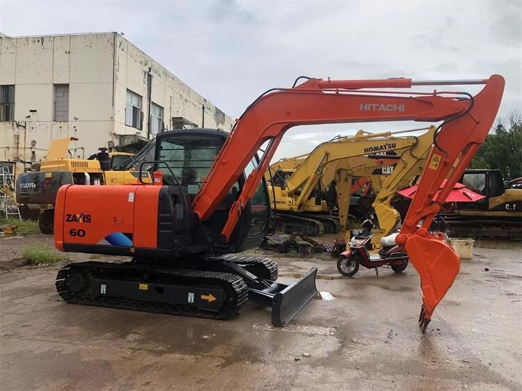 ZX60 Подержанные экскаваторы Hitachi Hitachi 6 тонн экскаватор Crawler Type