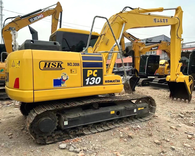 PC130-7 Подержанные экскаваторы Komatsu Используемые 13 тонн экскаватор 66КВт мощность