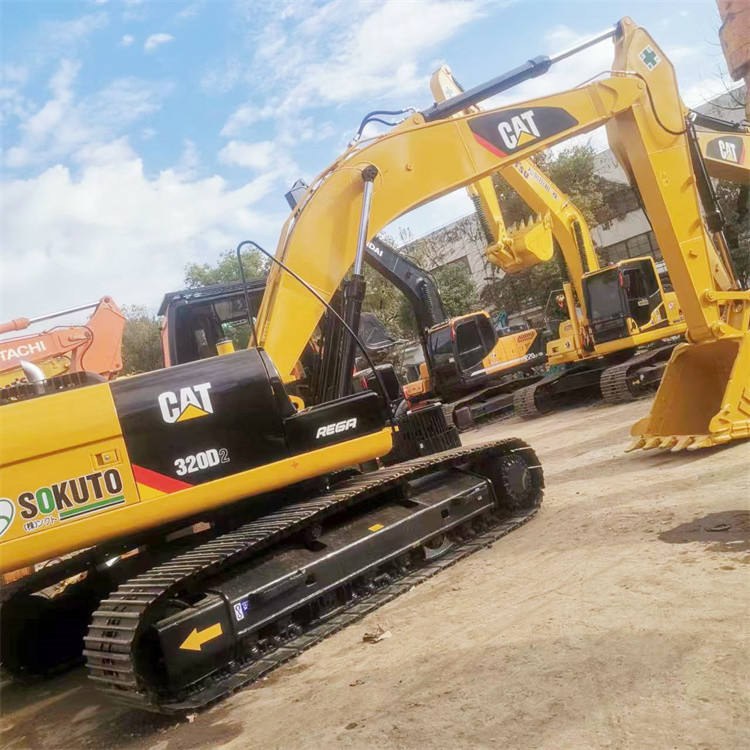 Heavy Duty 20000 KG Used Cat 320d Excavator With 810 Working Hours