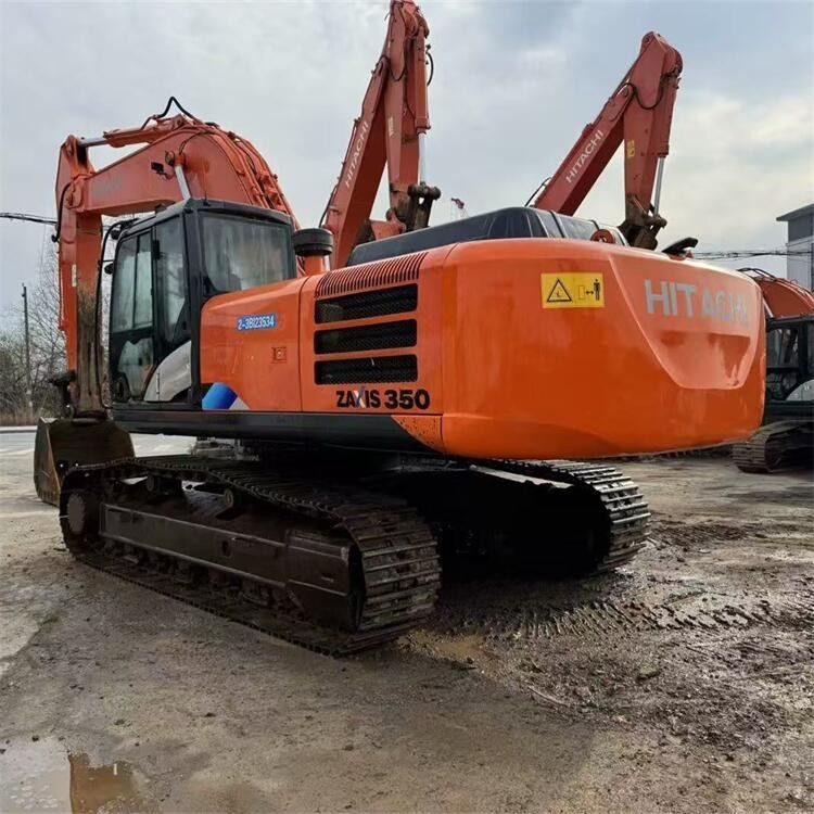 Подержанные экскаваторы Hitachi ZX350-5 мощностью 190 кВт