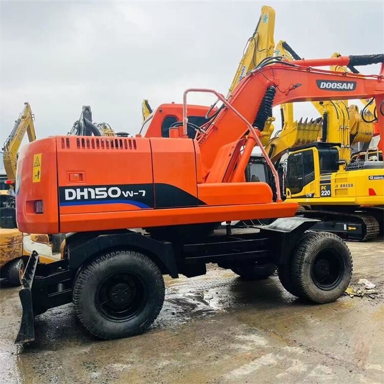 Used Doosan DH150W-7 Excavator 15 Ton Excavator second hand doosan excavator