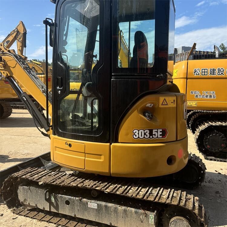 Used Crawler Type CAT 303.5E Excavator Second Hand Mini Excavator 3500KG