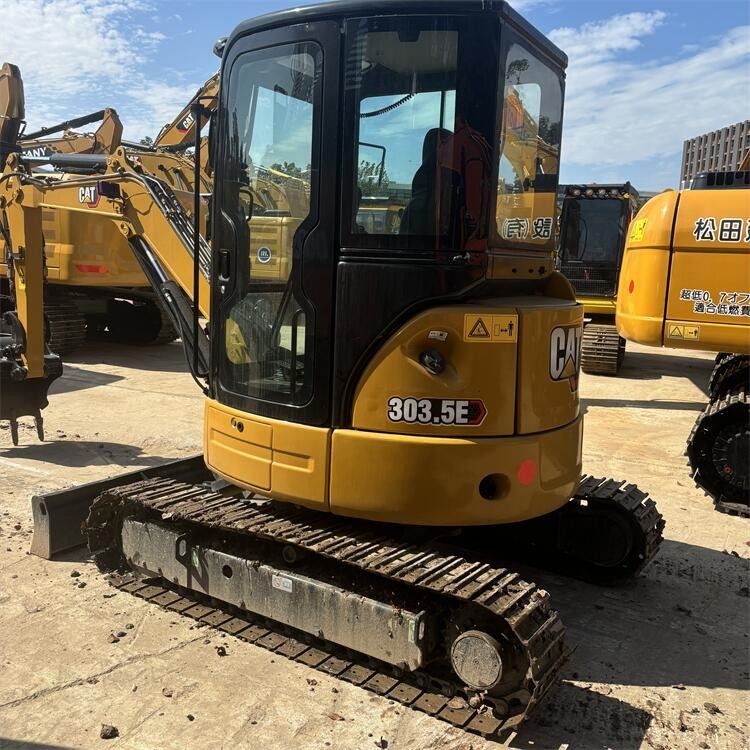 Used Crawler Type CAT 303.5E Excavator Second Hand Mini Excavator 3500KG