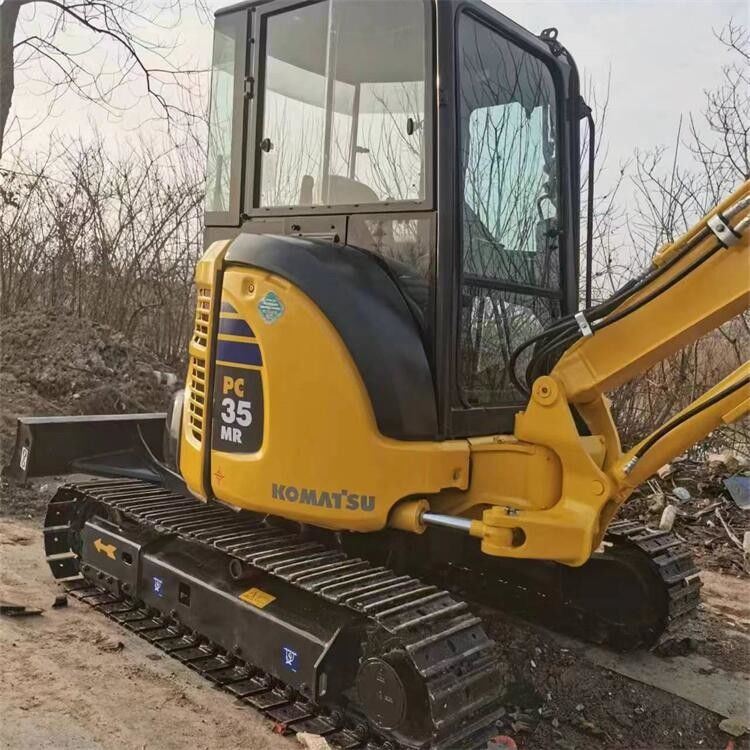 2022 Komatsu 3 Ton Excavator Soundproof Cab and Ergonomic Controls for Comfortable Operation