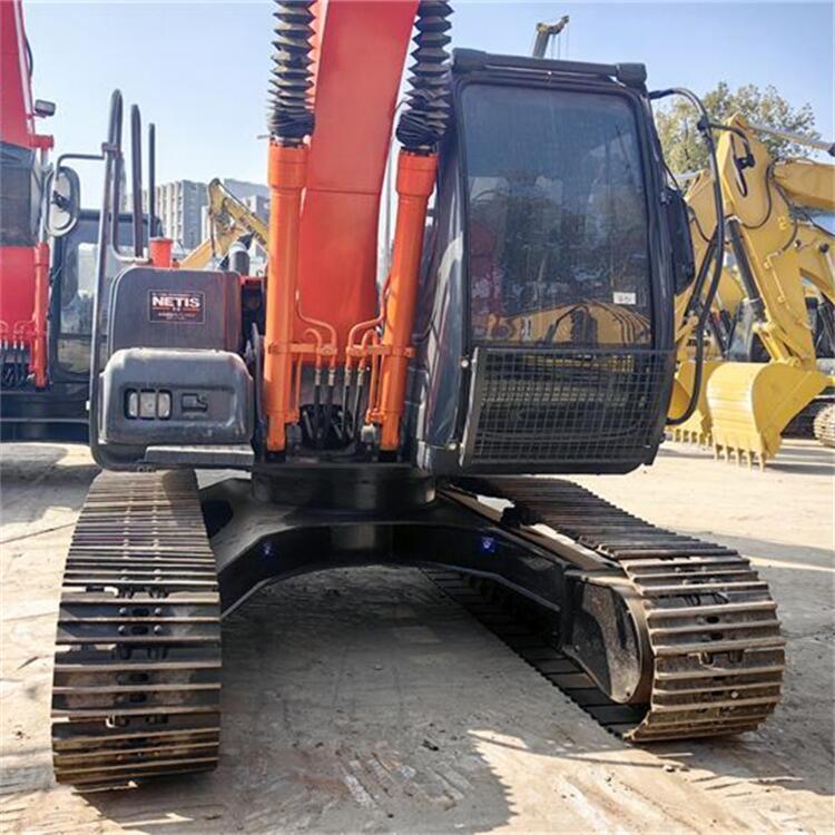 Used Hitachi ZX120 Excavator with 0.59 Bucket Capacity 12000 KG Machine Weight and 72.7kw Power